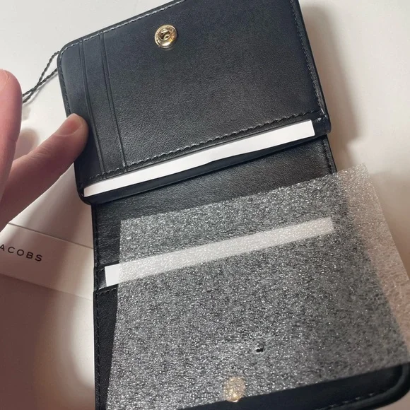 NWT Marc Jacobs Black Leather Wallet - Picture 2 of 5